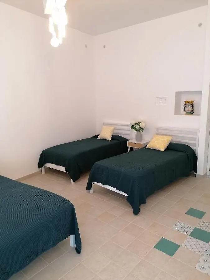 Le Nuvole Di Ortigia Bed and Breakfast Συρακούσες